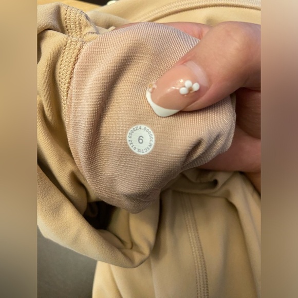 lululemon athletica Leggings - Picture 6 of 12